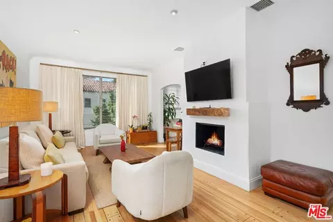 1345 N Hayworth Ave #206, West Hollywood, CA 90046