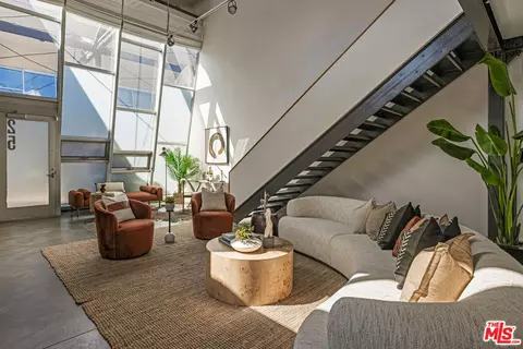 130 S Hewitt St #25, Los Angeles, CA 90012