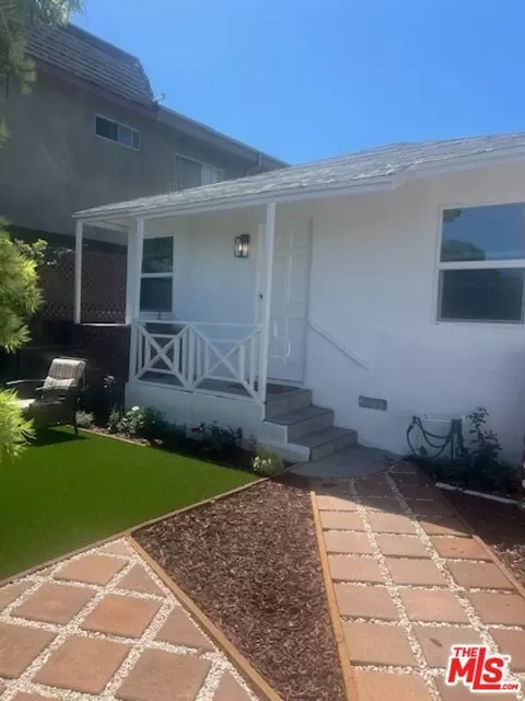 2575 S Barrington Ave, Los Angeles, CA 90064