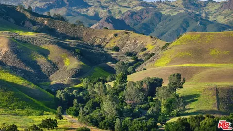 2160 Rambling Oaks Rd, Santa Ynez, CA 93460