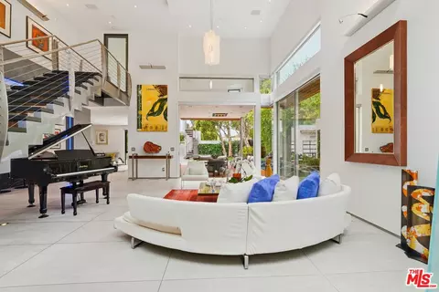 624 23rd St, Santa Monica, CA 90402