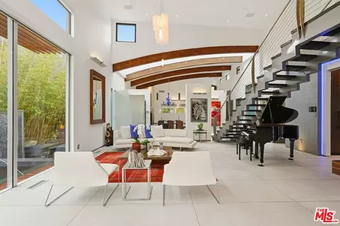 624 23rd St, Santa Monica, CA 90402