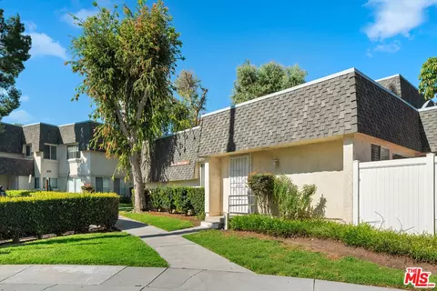 6521 Wystone Ave #1, Reseda, CA 91335