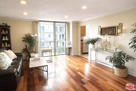 10751 Wilshire Blvd #607, Los Angeles, CA 90024