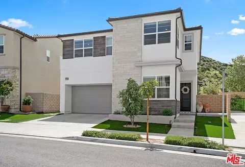 19254 Blackthorn Dr, Canyon Country, CA 91351