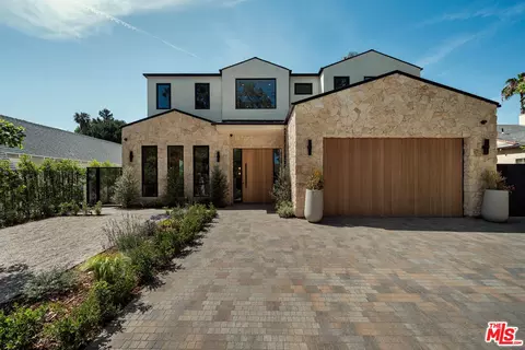 4447 Matilija Ave, Sherman Oaks, CA 91423