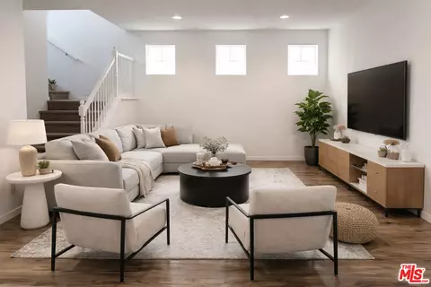 6124 Snapdragon St, Eastvale, CA 92880