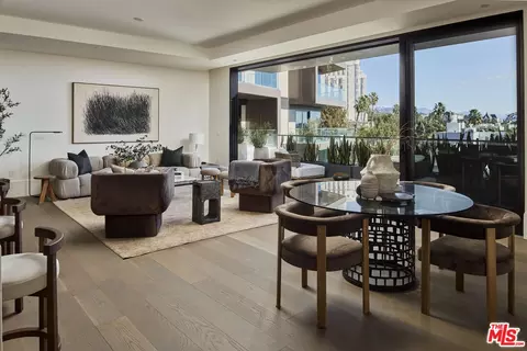 8420 W Sunset Blvd #703, West Hollywood, CA 90069