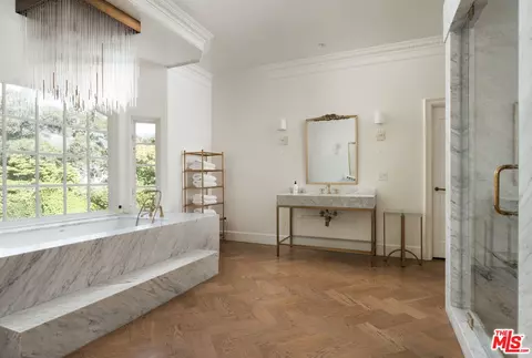 Bath - 1567 E Valley Rd, Montecito, CA 93108 photo 1 of 3