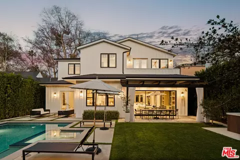 4163 Sunnyslope Ave, Sherman Oaks, CA 91423