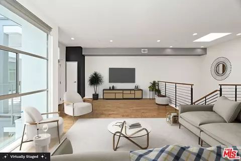 3119 Via Dolce #302, Marina Del Rey, CA 90292