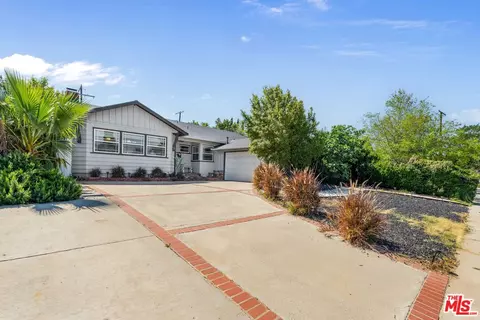 16852 Citronia St, Northridge, CA 91343