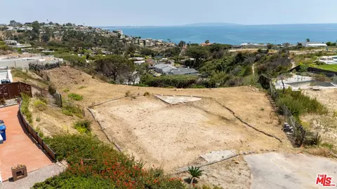 3440 Cloudcroft Dr, Malibu, CA 90265