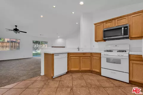 30940 Robert Rd, Thousand Palms, CA 92276 photo 21