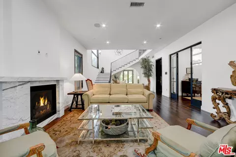 356 S Clark Dr, Beverly Hills, CA 90211