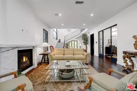 356 S Clark Dr, Beverly Hills, CA 90211