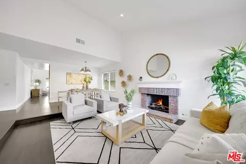 5921 E Avenida Arbol, Anaheim, CA 92807