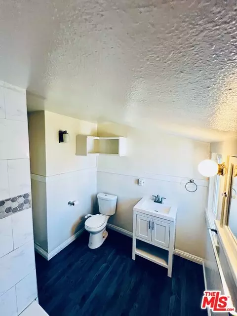 Bath - 219 E 10th St, Long Beach, CA 90813 photo 1 of 3