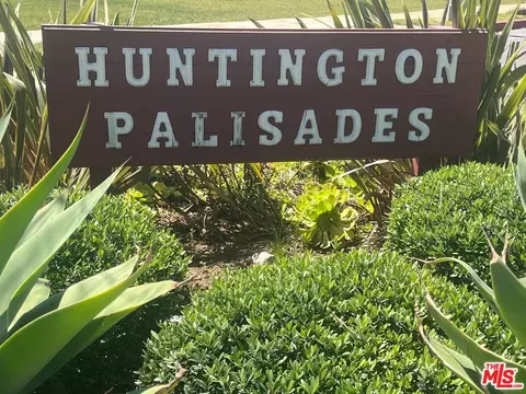 771 Ocampo Dr, Pacific Palisades, CA 90272