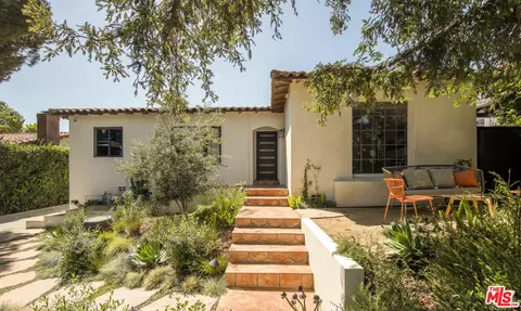 3216 Ettrick St, Los Angeles, CA 90027
