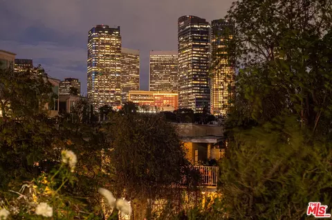 1845 Pandora Ave, Los Angeles, CA 90025