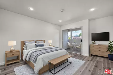 Bedroom - 13340 Burbank Blvd #2, Sherman Oaks, CA 91401 photo 1 of 5