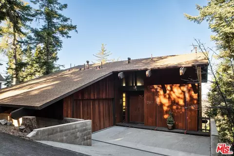 Exterior - 287 Grizzly Rd, Lake Arrowhead, CA 92352 photo 2 of 5