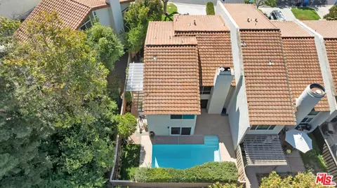603 Racquet Club Ln, Thousand Oaks, CA 91360