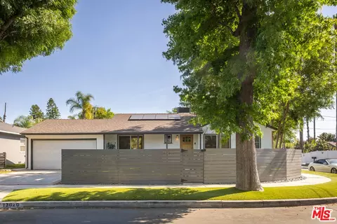 13620 Sylvan St, Valley Glen, CA 91401
