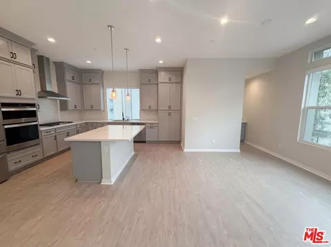 130 Keeper, Irvine, CA 92618 photo 2