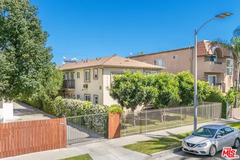 14643 Friar St #6, Van Nuys, CA 91411