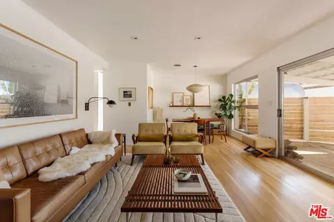 Living - 10879 Hillhaven Ave, Tujunga, CA 91042 photo 3 of 4