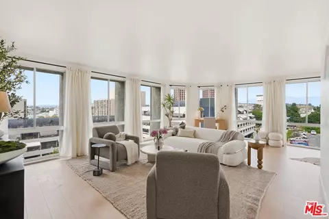 800 W 1st St #710, Los Angeles, CA 90012