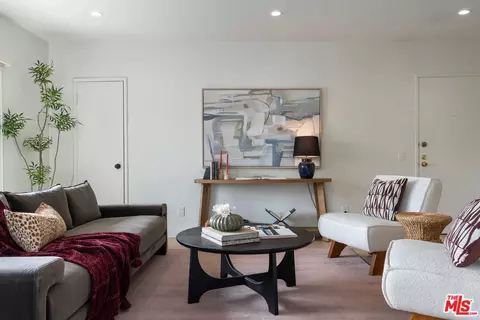 5055 Coldwater Canyon Ave #219, Sherman Oaks, CA 91423