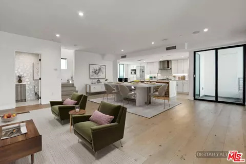 733 N Gramercy Pl, Los Angeles, CA 90038
