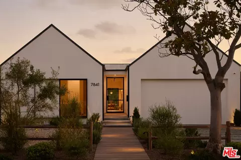 7841 Stewart Ave, Los Angeles, CA 90045