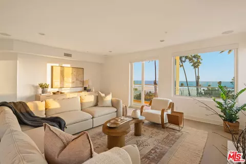 2203 Ocean Ave #106, Santa Monica, CA 90405