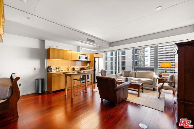 1155 S Grand Ave #1111, Los Angeles, CA 90015