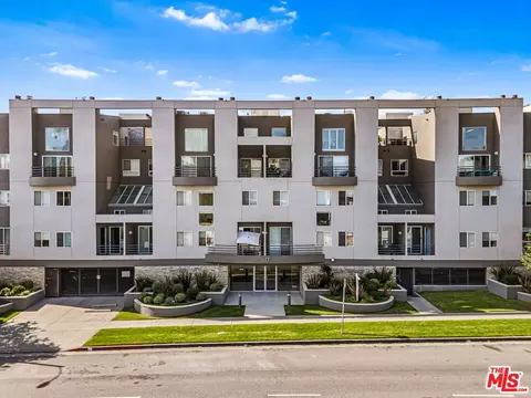 1617 S Beverly Glen Blvd #204, Los Angeles, CA 90024