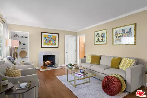 5464 Village Grn, Los Angeles, CA 90016