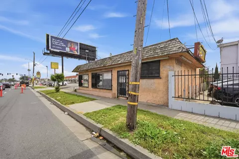 1021 W 101st St, Los Angeles, CA 90044