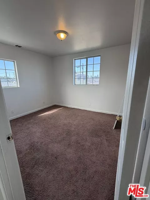 205 W Poplar St, Compton, CA 90220 photo 10