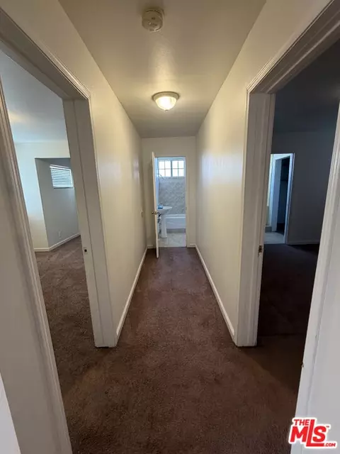 205 W Poplar St, Compton, CA 90220 photo 7
