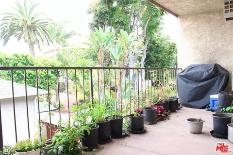 Exterior - Undisclosed, El Segundo, CA 90245 photo 1 of 2