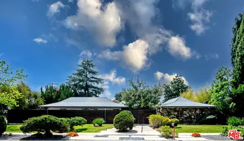 17600 Lemarsh St, Northridge, CA 91325