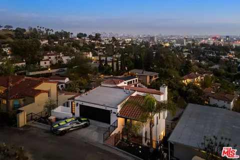 6420 Quebec Dr, Los Angeles, CA 90068