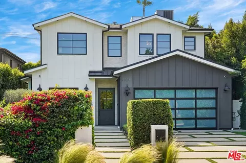 4915 Agnes Ave, Valley Village, CA 91607