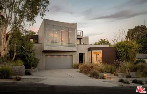 3218 Maplewood Ave, Los Angeles, CA 90066