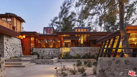 126 Summit Rd, La Verne, CA 91750
