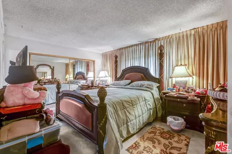 Bedroom - 664 Elsmere Dr, Carson, CA 90746 photo 2 of 3